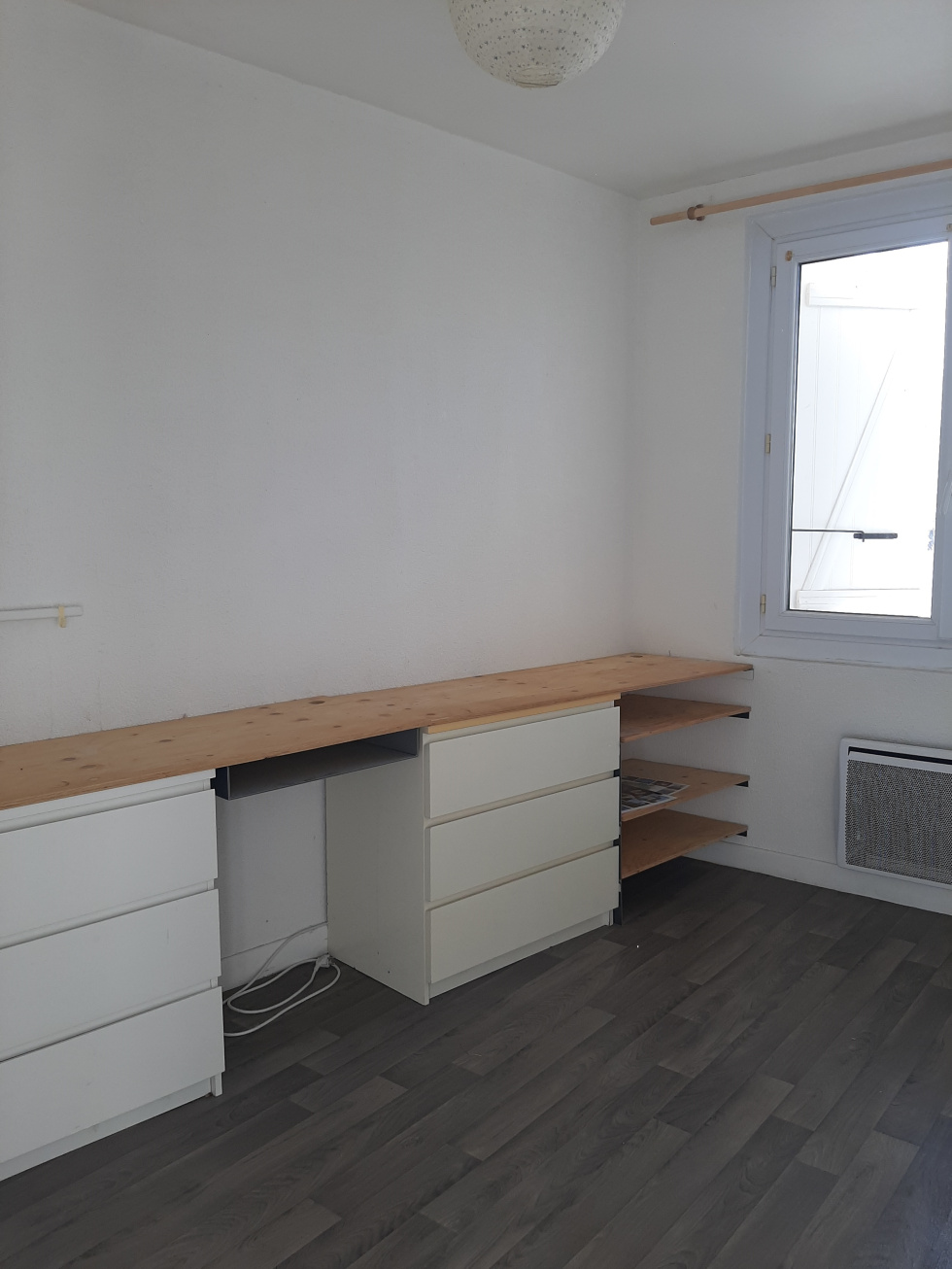 Bureau Apt T2